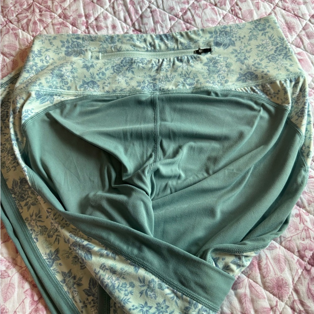 Fair Harbor Leggings - Picture 3 of 6